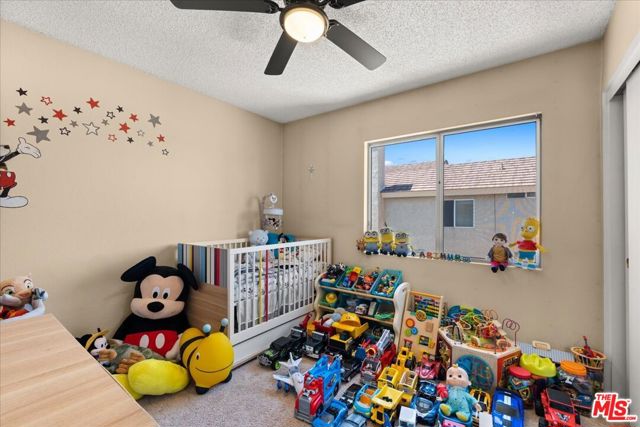 3228 Rollingridge Avenue, Palmdale CA: https://media.crmls.org/mediaz/404a1bb6-7493-4a3d-bf6e-127c34d31855.jpg