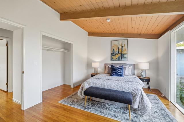 3839 Ross Road, Palo Alto CA: https://media.crmls.org/mediaz/404a8fa7-edde-4b22-b2fb-d99296ebc40f.jpg