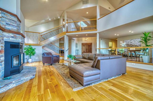 925 Skyward Drive, Aptos CA: https://media.crmls.org/mediaz/404bed7e-9499-4cf6-9502-972c7c524c8d.jpg