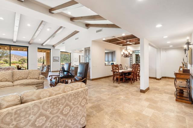 49006 Foxtail Lane, Palm Desert CA: https://media.crmls.org/mediaz/404c6b92-aad3-4dfe-b2f1-94392b1fc4df.jpg