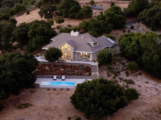 31499 Via Las Rosas, Carmel Valley CA: https://media.crmls.org/mediaz/404c72f7-7d42-46c3-a964-372e7b95402c.jpg