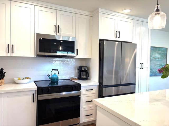 1758 Charleston, Encinitas CA: https://media.crmls.org/mediaz/404cb6e2-5ab0-4fb2-ba98-e9adadd4ca60.jpg