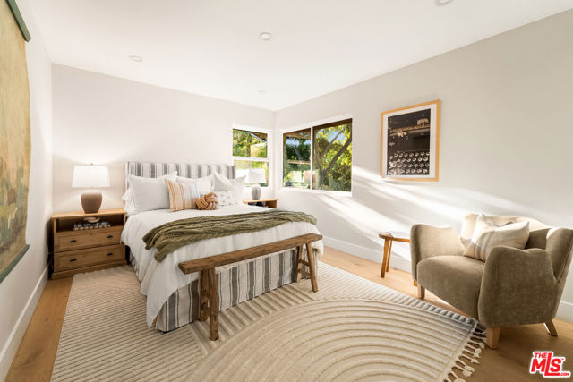 22824 Margarita Drive, Woodland Hills CA: https://media.crmls.org/mediaz/404d6bec-ac2e-4fef-90a7-b467814192fa.jpg