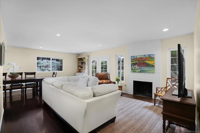 2953 Courser Ave, San Diego CA: https://media.crmls.org/mediaz/404f8836-6e91-415c-ad49-8b2d7ebee34f.jpg