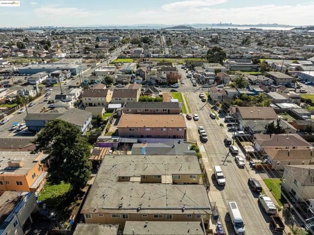 146 19Th St, Richmond CA: https://media.crmls.org/mediaz/404fff70-07c3-4d3c-be10-9cc03f5b5fc3.jpg