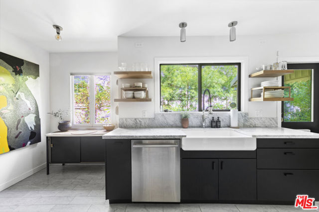 40501dae A81b 4d45 94c7 B1a55b1488b1