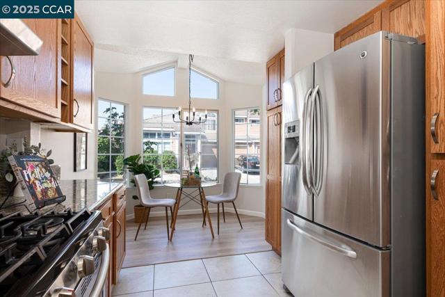 109 Cardoza, Hercules CA: https://media.crmls.org/mediaz/40509114-619b-4eee-8168-44705582c538.jpg