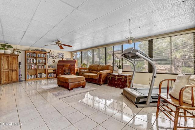 103 W Janss Road, Thousand Oaks CA: https://media.crmls.org/mediaz/40510afd-cffa-4a7d-8e44-df5ffd063924.jpg