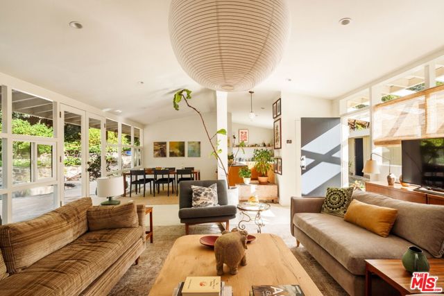 Drew Fenton | 3376 Mandeville Canyon Road Los Angeles CA | MLS: 7466232 Drew Fenton | 3376 Mandeville Canyon Road Los Angeles CA | MLS: 7466232