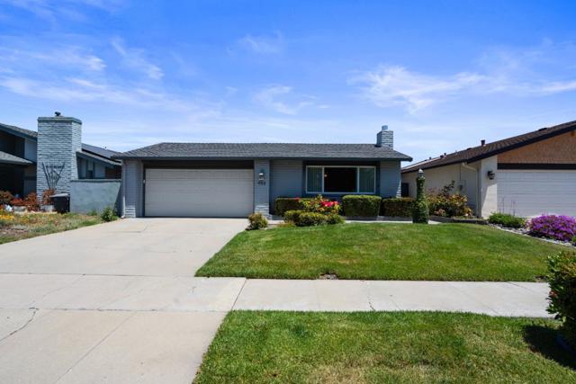 422 Shelley Way, Salinas CA: https://media.crmls.org/mediaz/40534010-c978-41eb-b108-9c7abf7b77cb.jpg