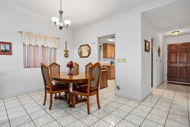 Detail Gallery Image 12 of 36 For 634 via Santa Paulo, Vista,  CA 92081 - 2 Beds | 2 Baths