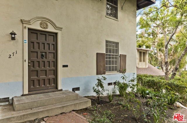 Drew Fenton | 271 Beloit Avenue Los Angeles CA | MLS: 7455926