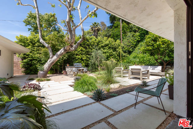 Drew Fenton | 3328 Mandeville Canyon Road Los Angeles CA | MLS: 7013571
