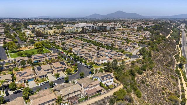 1438 Carneros Valley St, Chula Vista CA: https://media.crmls.org/mediaz/4054270d-f2da-474a-af5d-eb74a5fb8092.jpg