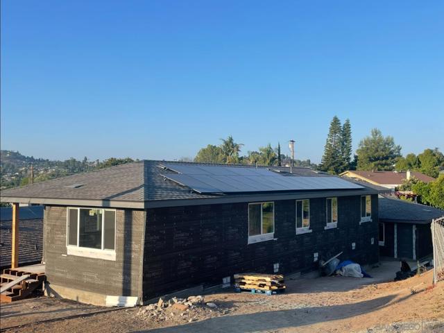 3335 37 S Barcelona St., Spring Valley CA: https://media.crmls.org/mediaz/40544269-f892-4f48-9772-822daad8a159.jpg