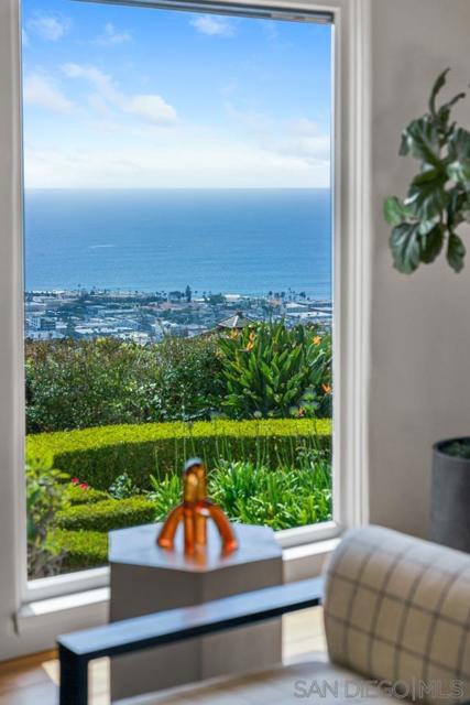 7316 Encelia Dr., La Jolla CA: https://media.crmls.org/mediaz/40553a6e-2001-483d-ab3f-047c79a958a5.jpg