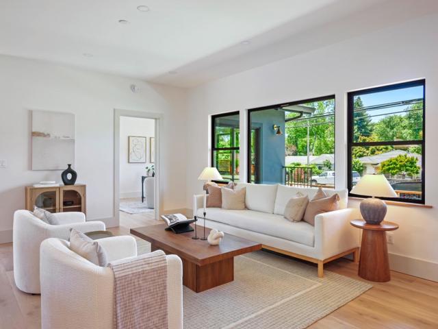3240 N Main Street, Soquel CA: https://media.crmls.org/mediaz/4055e2c6-bef5-4967-8169-3b825fa23fbb.jpg