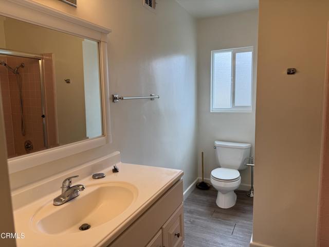 829 W Olive Avenue, Monrovia CA: https://media.crmls.org/mediaz/4057877f-9515-435d-bf22-082cb3c32110.jpg