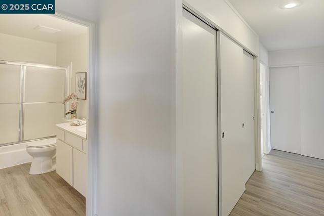 2101 PTARMIGAN DR, Walnut Creek CA: https://media.crmls.org/mediaz/4057b0d6-f5ff-453c-a81e-6c6c2b80f020.jpg