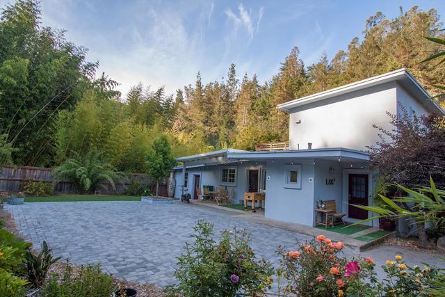 5601 Freedom Boulevard, Aptos CA: https://media.crmls.org/mediaz/4057b8f7-978b-4856-9d3f-3b121612eb55.jpg