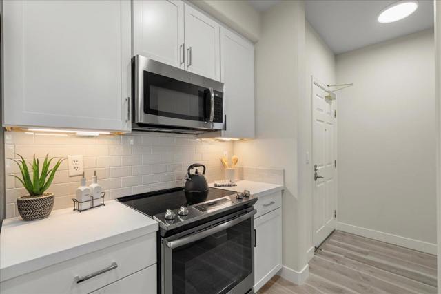 1951 Ofarrell Street, San Mateo CA: https://media.crmls.org/mediaz/40592f64-f58f-4275-8469-6ffd7364ec0a.jpg
