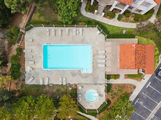 13034 Wimberly Sq, San Diego CA: https://media.crmls.org/mediaz/405b42f1-29a3-458b-afb7-57275aae50d0.jpg