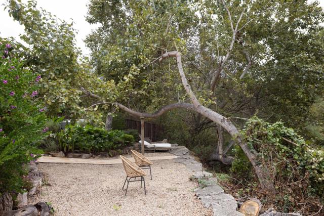 8044 Poplar Lane, Carmel CA: https://media.crmls.org/mediaz/405b720d-4db1-46f1-a597-bcd230fbe29c.jpg