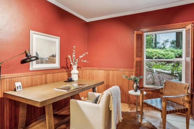 13872 Silver Sky Way, Woodside CA: https://media.crmls.org/mediaz/405b9bf7-12cb-45fe-8ceb-790007c5c928.jpg