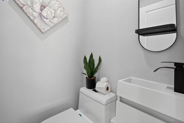 4217 Waycross Ct, Pleasanton CA: https://media.crmls.org/mediaz/405cc679-0c3c-488c-9e90-36be7f8055ad.jpg