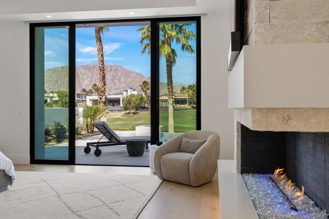 53603 Via Mallorca, La Quinta CA: https://media.crmls.org/mediaz/405ccf1d-ca03-4ac4-a422-04cb2cc3e40a.jpg
