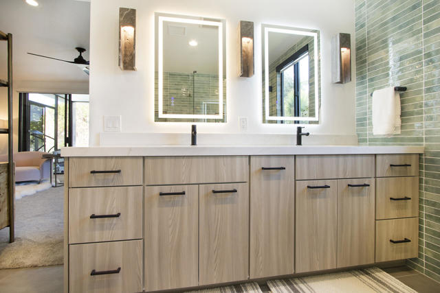 75414 Palm Shadow Drive, Indian Wells CA: https://media.crmls.org/mediaz/405d10f9-d3ed-40e9-b489-fb4514567425.jpg