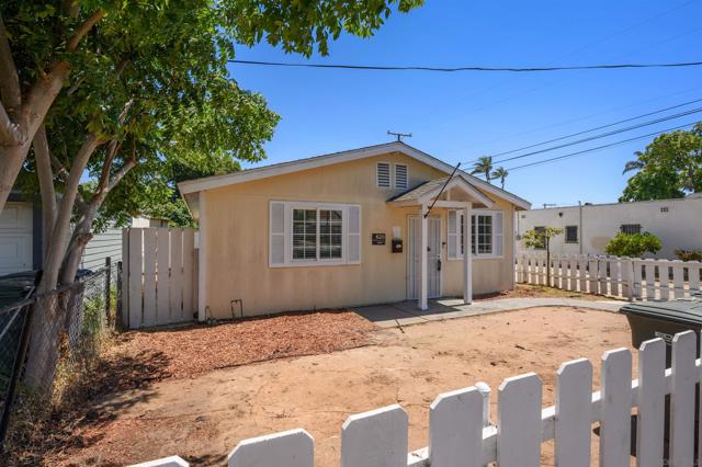 620 E 4th Street, National City CA: https://media.crmls.org/mediaz/405d8c8e-9cb3-4d38-87c5-2c4af58e0eed.jpg