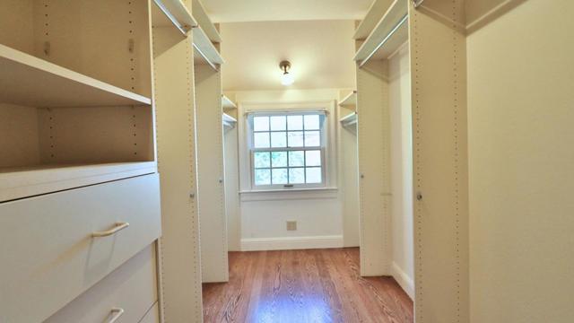 200 Iris Way, Palo Alto CA: https://media.crmls.org/mediaz/405db946-fb63-42bd-a482-7df42a34e371.jpg