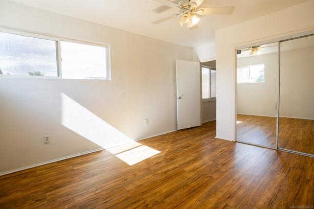 12643 Castle Court Dr, Lakeside CA: https://media.crmls.org/mediaz/405e70d1-cab4-4087-b3ff-528166b72c7e.jpg