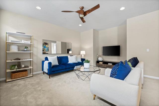 850 Maple Place, East Palo Alto CA: https://media.crmls.org/mediaz/405eb4a7-c055-4244-a88d-825b628215cb.jpg