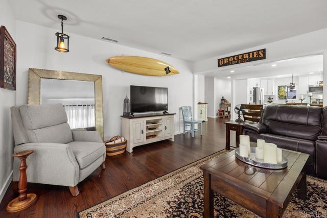 852 5th Street, Imperial Beach CA: https://media.crmls.org/mediaz/405ef8af-600a-41a1-8199-bfefe719e84e.jpg