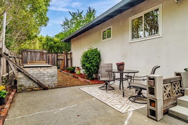 2259 Chanticleer Avenue, Santa Cruz CA: https://media.crmls.org/mediaz/405f2170-a094-4d4c-ab09-b78efb522bc0.jpg