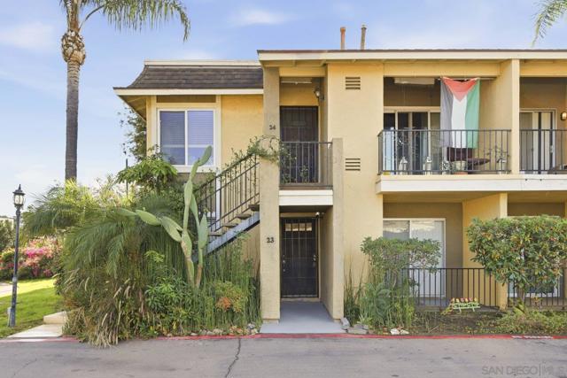 525 N Beech St, Escondido CA: https://media.crmls.org/mediaz/405f34ce-4896-47ec-a408-4cbf7a4858ad.jpg