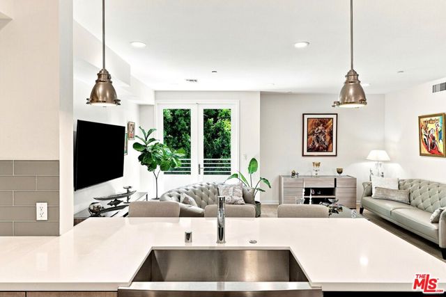 4240 Laurel Canyon Boulevard, 305 photo 9