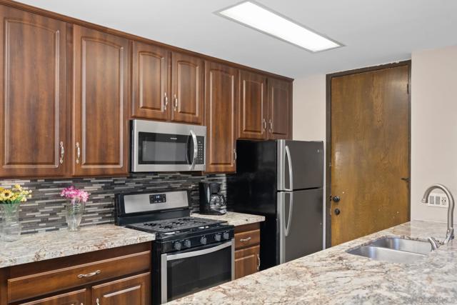 6314 Friars Rd, San Diego CA: https://media.crmls.org/mediaz/405fa64d-fd24-4d36-9b3d-bce76ec3f430.jpg