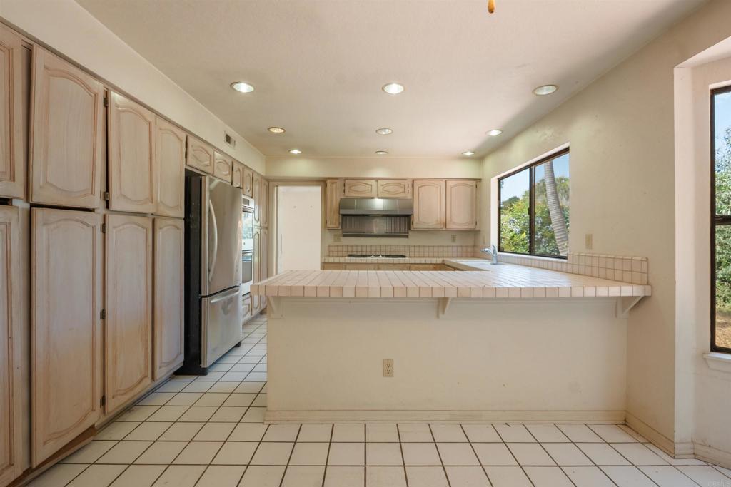 2246 Janis Way - photo 16