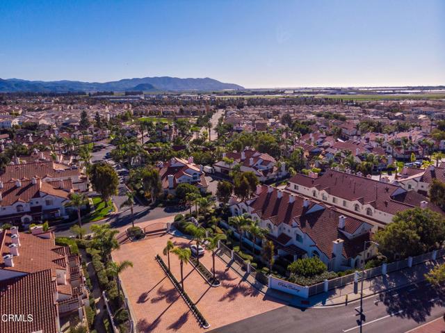 Detail Gallery Image 36 of 41 For 279 Camino Toluca, Camarillo,  CA 93010 - 3 Beds | 3 Baths