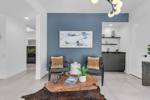 469 E Mariposa Drive, Palm Springs CA: https://media.crmls.org/mediaz/40619e45-56fa-4c3f-ac2d-60e70b4414ab.jpg