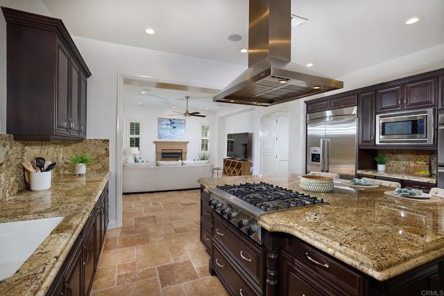 Detail Gallery Image 11 of 35 For 7186 Sitio Caballero, Carlsbad,  CA 92009 - 3 Beds | 3/1 Baths