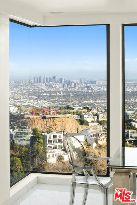 2231 Sunset Plaza Drive, Los Angeles CA: https://media.crmls.org/mediaz/4063e1a4-a8cc-4d0c-b559-ea7f3244f105.jpg