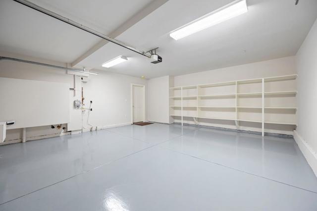 107 Knockash, San Francisco CA: https://media.crmls.org/mediaz/40651d05-4b02-4220-823b-e7b5f7bcb34d.jpg