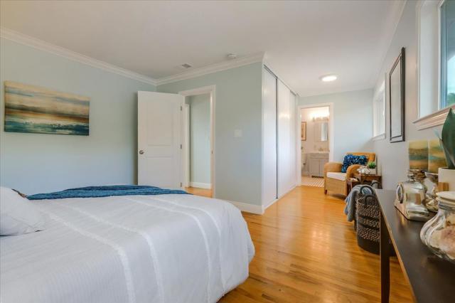 621 Monterey Avenue, Capitola CA: https://media.crmls.org/mediaz/406577d9-c66b-4d43-bb81-d952d1079959.jpg