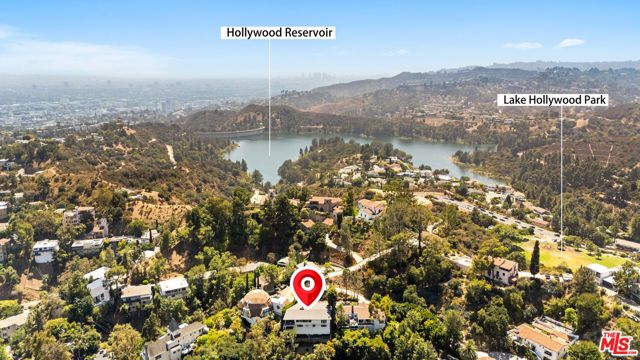 3162 Durand Drive, Los Angeles CA: https://media.crmls.org/mediaz/40659e69-c1e3-42e7-895e-bee776add9f5.jpg