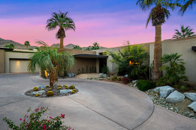 45 Mirada Circle, Rancho Mirage CA: https://media.crmls.org/mediaz/406668e2-2d54-41ea-ba70-dd4da194c14d.jpg