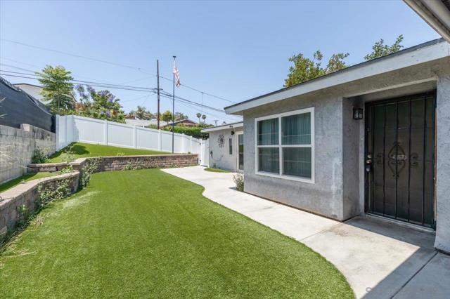 753 La Presa Ave, Spring Valley CA: https://media.crmls.org/mediaz/4066c30a-0fff-473b-99a3-6d11e4088848.jpg